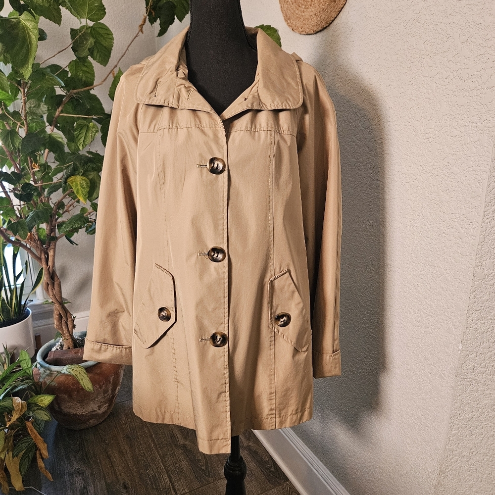 WHITE STAG Women's M (8/10) Button-Front Lightweight Trench Coat Style Tan Khaki